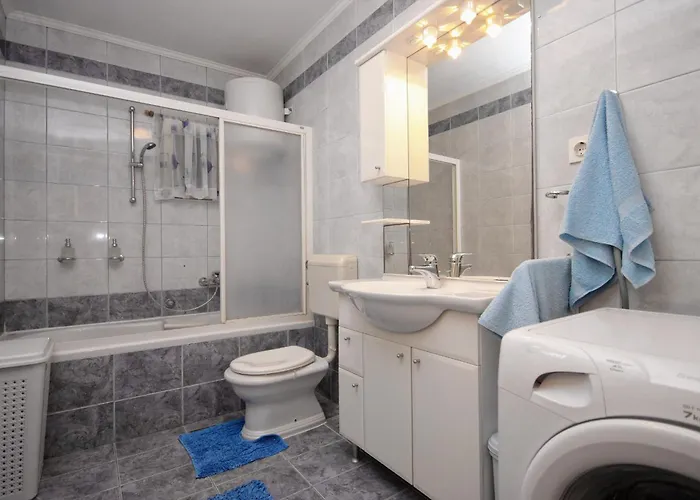 Seaside With A Swimming Pool Prigradica, Korcula - 9290 公寓 *